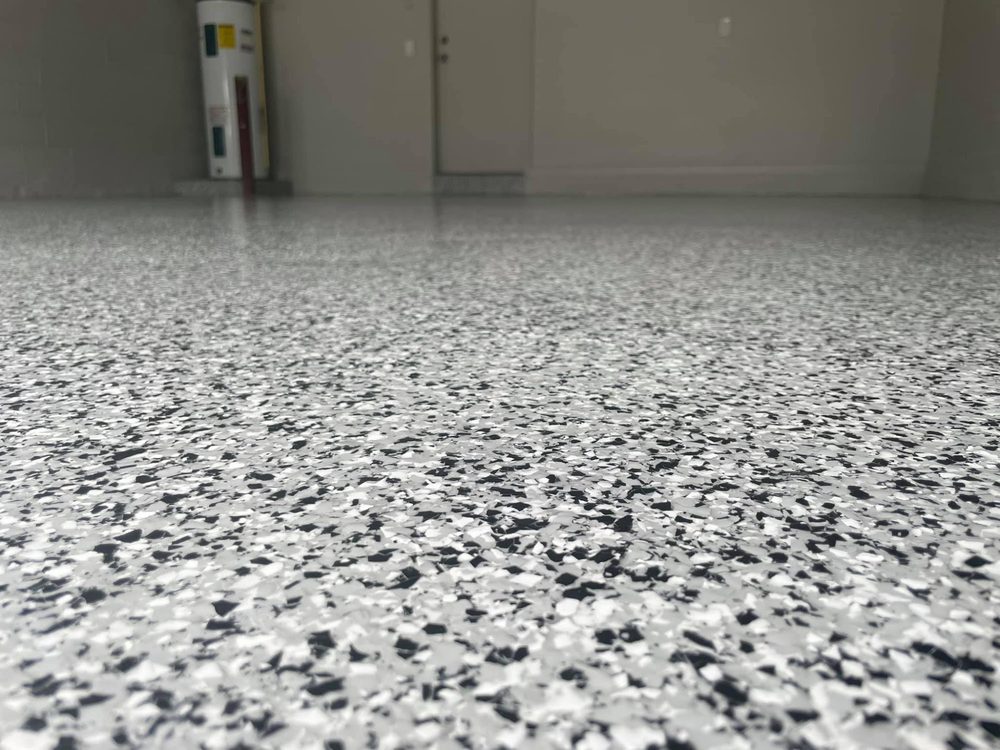 Flake floor finish